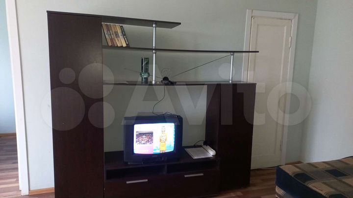 2-к. квартира, 45 м², 2/4 эт.