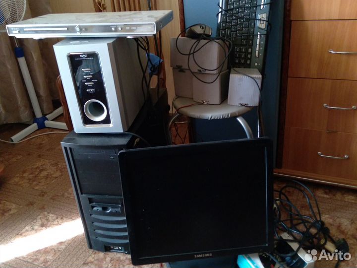 Монитор для компьютера бу,процессор клавиатура