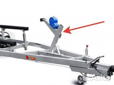 Лебедка для лодочного прицепа ручная с кронштейном