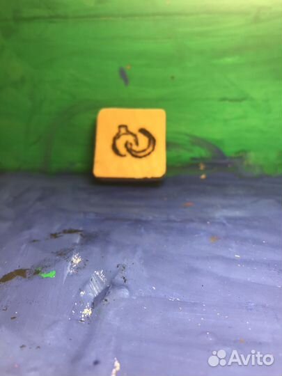 Магнит на холодильник