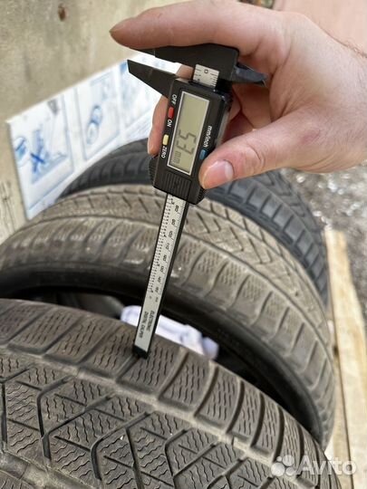 Pirelli Winter Sottozero 3 225/40 R19 93H
