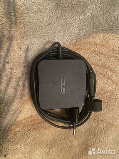 Ноутбук asus