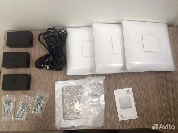 Точка доступа Wi-Fi Ubiquiti UniFi apac 3-pack