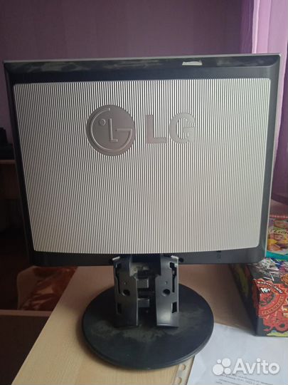 Монитор LG