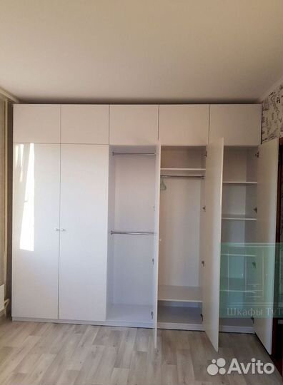 Стенка в гостиную