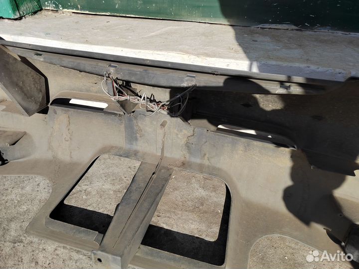 Продам бампер передний на ниссан ванетте sk22