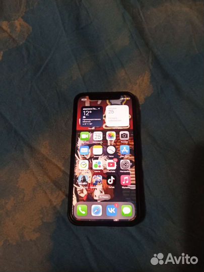 Телефон iPhone