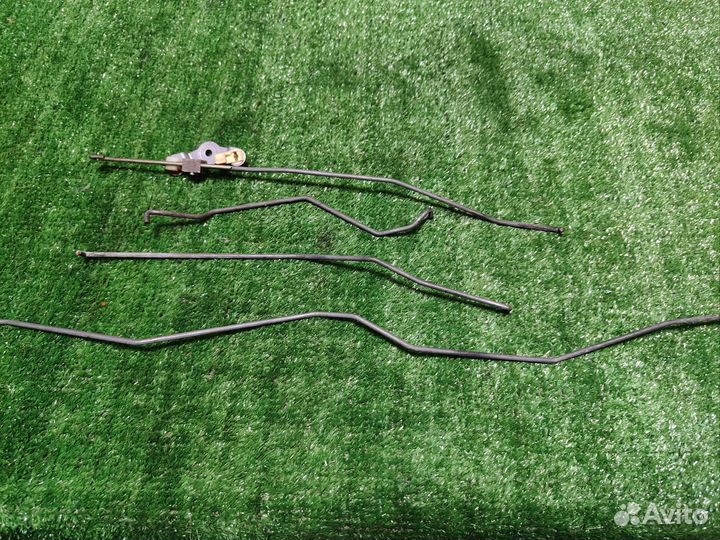 Тяги передней правой двери Nissan Sunny N16