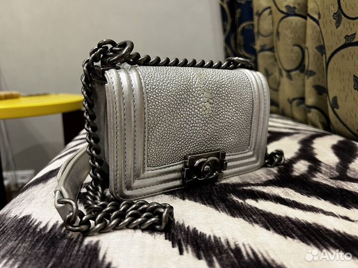 Сумка chanel boy mini