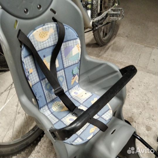 Детское велокресло заднее YC-831