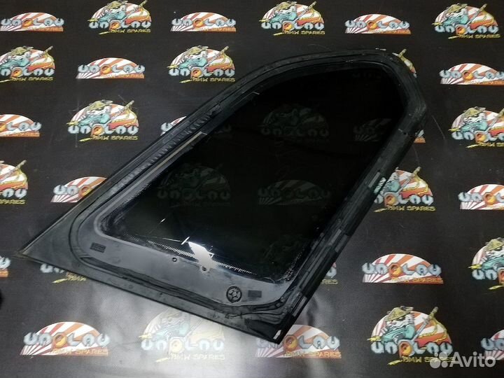 Стекло заднее правое, форточка BMW E91 универсал