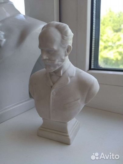 Бюст. Фарфор. лфз. СССР. Антиквариат