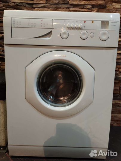 Стиральная машина рабочая с документами