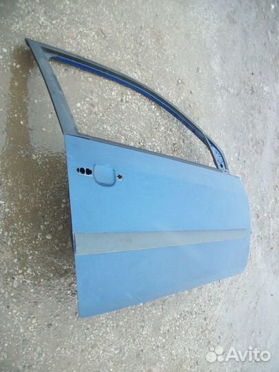 Дверь передняя правая Форд Фиеста 2001 2008 Купэ