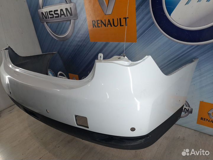 Бампер зад Nissan almera G15