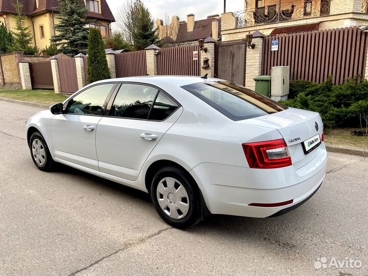 Skoda Octavia 1.6 AT, 2018, 14 095 км