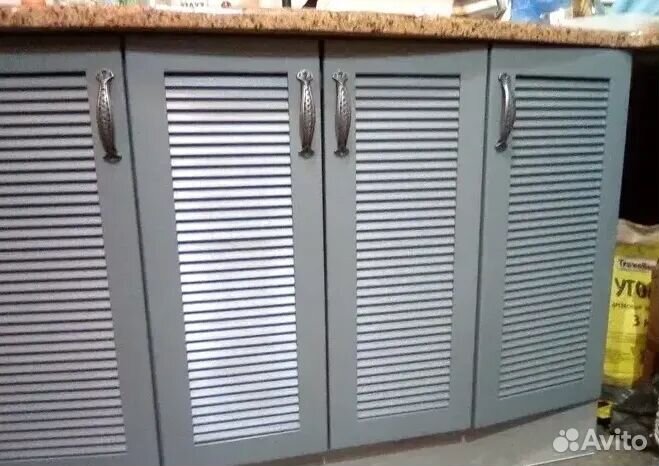 Комод из дерева
