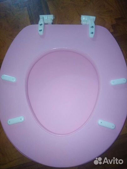 Крышка(стульчак) для унитаза новая.мягкая.розовая