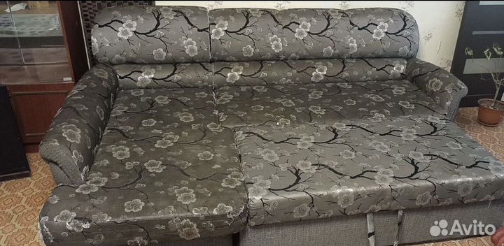 Угловой диван