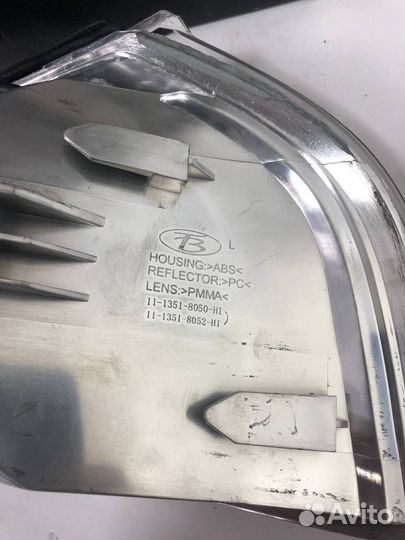 Поворотник передний левый GParts vo30655422