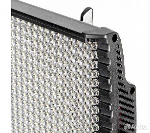 Осветитель светодиодный Falcon Eyes FlatLight 600