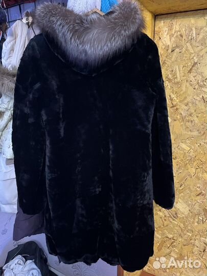 Шуба мутоновая с капюшоном 48 50