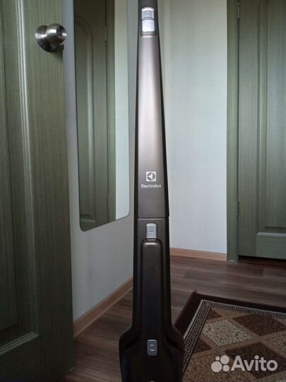 Пылесос Electrolux ручной