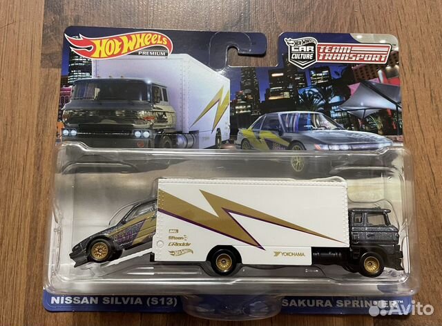 Hot wheels premium team transport