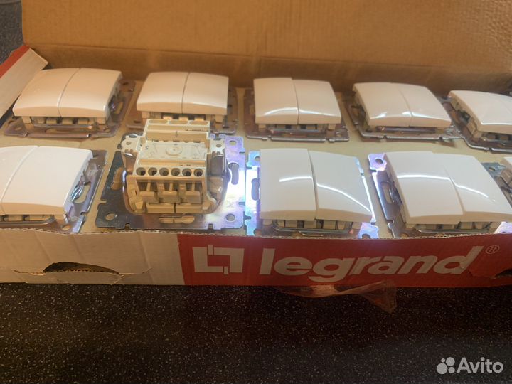 Выключатель двойной legrand внутр