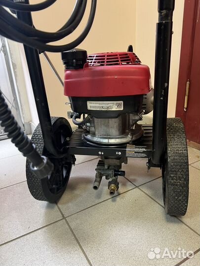 Бензиновая мойка высокого давления Пойседон