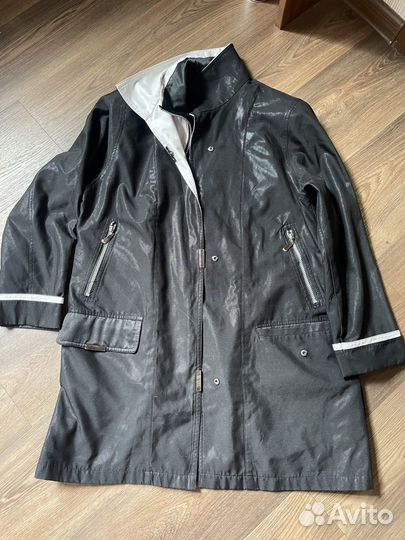 Ветровка женская