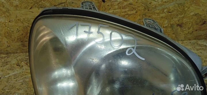 Фара правая Hyundai Santa Fe (SM) 2001 1011199