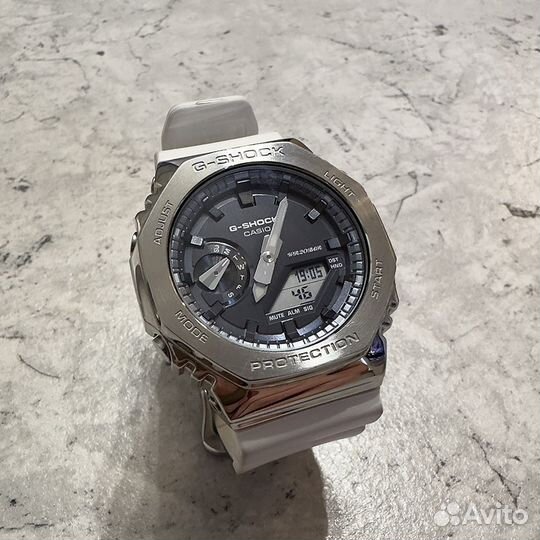 Casio G-Shock (на гарантии)