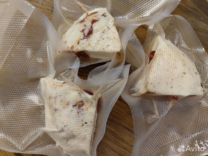 Сыр адыгейский домашний с вялеными томатами