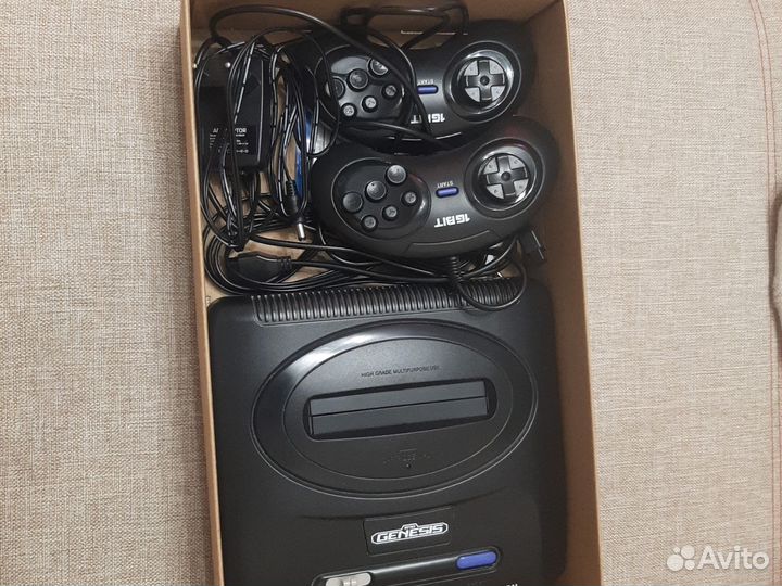 Игровая приставка sega