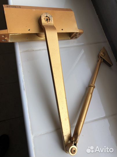 Доводчик Francco