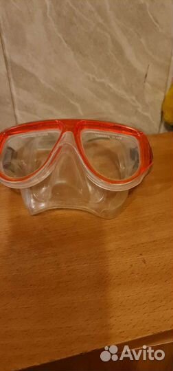 Очки для подводного плавания