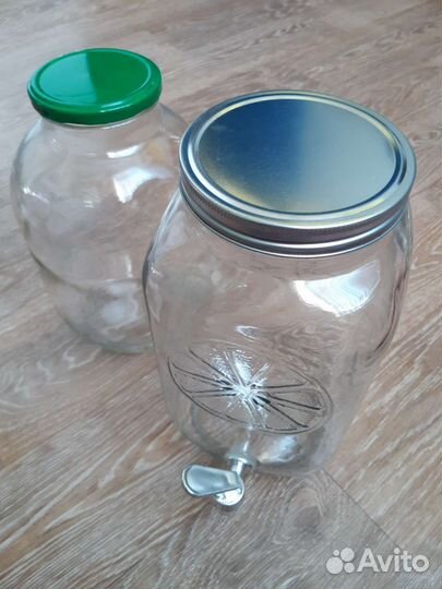 Банка с краном (лимонадник )