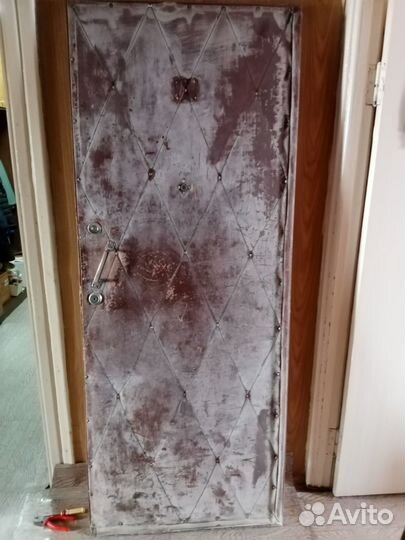 Дверь входная деревянная бу