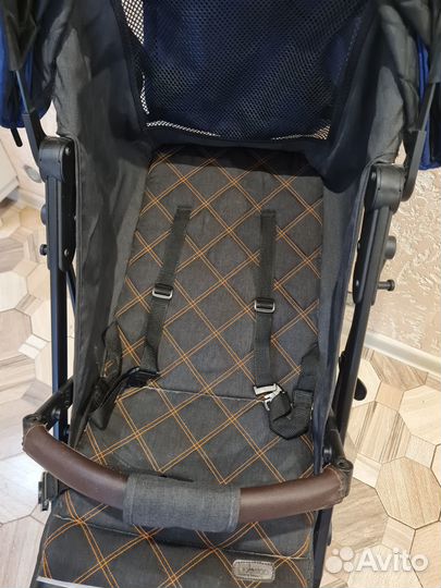 Коляска прогулочная