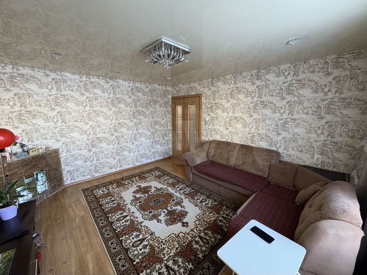 3-к. квартира, 64 м², 1/5 эт.