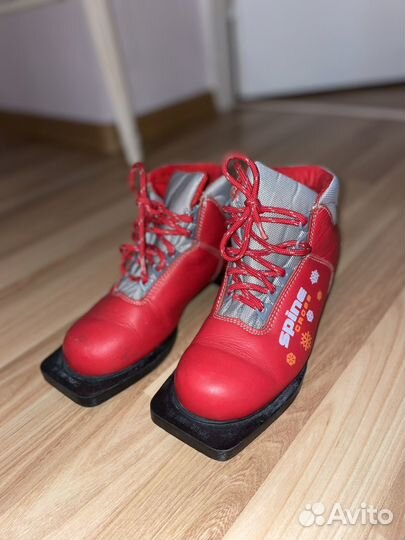 Лыжные ботинки детские