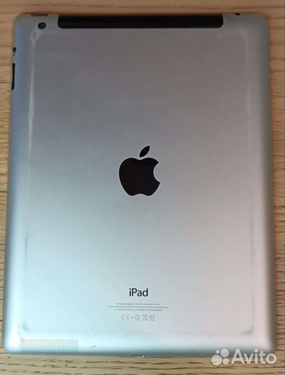 Планшет Apple iPad 4 32GB A1460