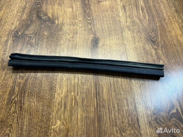 Накладка на крыло передняя правая Volkswagen