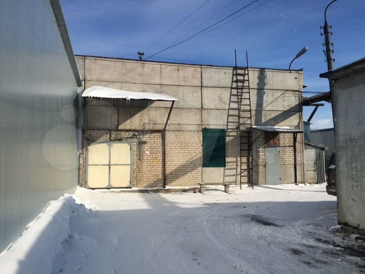 Склад, 600 м², офисы, участок