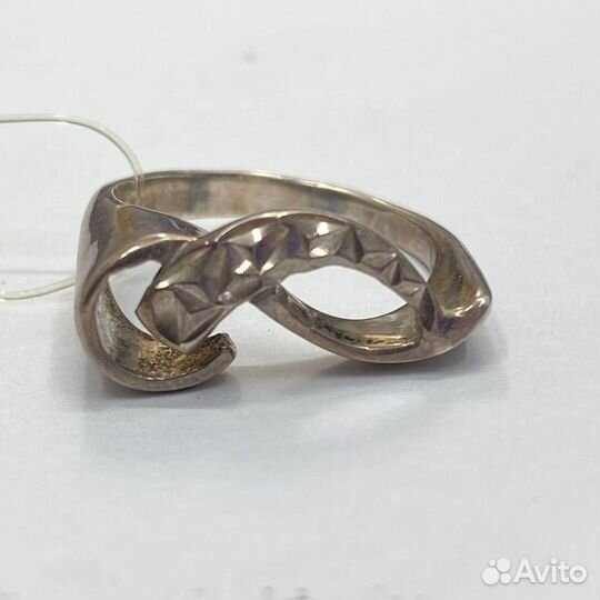 Кольцо серебро 925 пробы вес 4,23гр