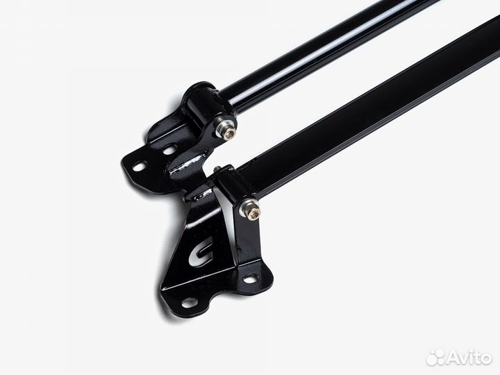 Распорка передних стоек Audi Q5 (Type 8R) 2.0 tfsi