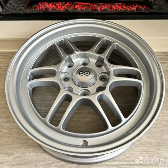 Комплект новых Enkei RPF1 14*5.5j 4*100