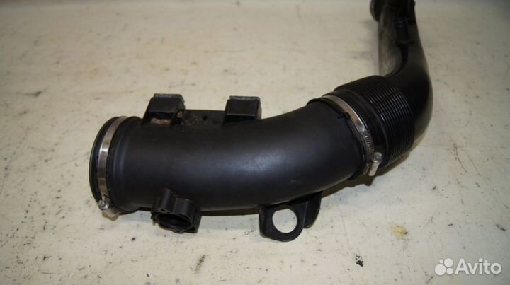 Патрубок на корпус воздушного фильтра BMW 535i GT F07