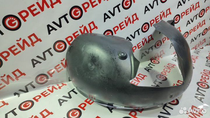 Подкрылок передний левый Volkswagen Passat 3C5 BVY